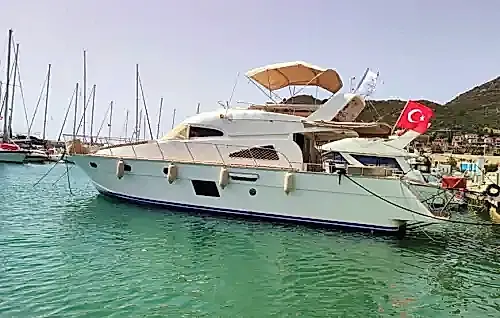 Alanya’da 17 Metrelik 3 Kabinli Muhteşem Konforlu Gulet ile Özel Deneyim