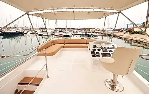 Alanya’da 16 Metrelik Özel Yapım Tekne ile Keyifli Gezi ve Özel Etkinlikler