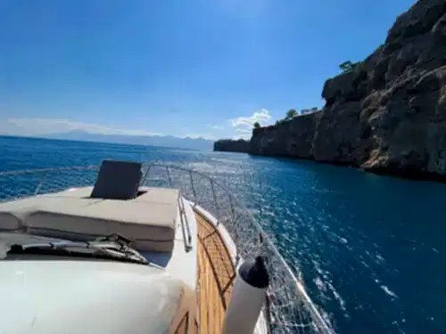 Antalya'da Günübirlik Özel Yapım Motoryat: 13 Metre 10 Kişiye Kadar