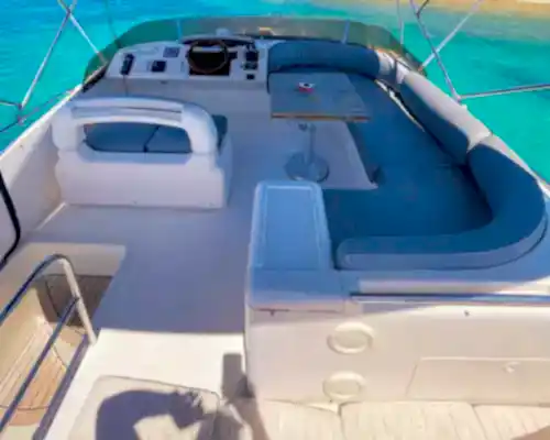 Çeşme Çıkışlı Ege’nin Serin Sularında Princess Motoryat ile Rüya Gibi Bir Deneyim