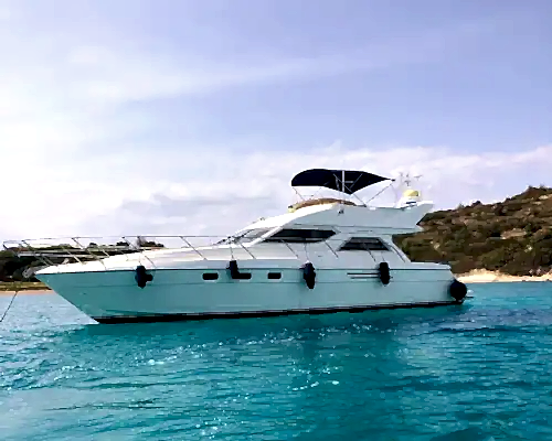 Çeşme Çıkışlı Ege’nin Serin Sularında Princess Motoryat ile Rüya Gibi Bir Deneyim