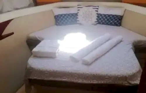 Çeşme'de Ultra Lüks Yat Kiralama 8 Kişiye Kadar