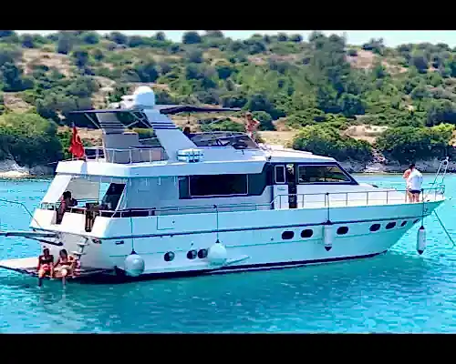 Bamboule Lüks Yat ile Ege’nin Berrak Sularında Özgürlüğü Hissedin!