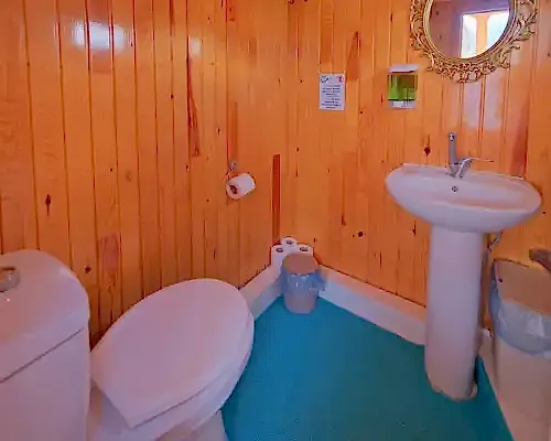 Müzik, Güneş ve Deniz: Fethiye’de 12 Kişilik Tekne Keyfi