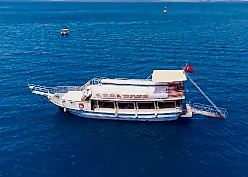 Fethiye'de Bekarlığa Veda, Doğum Günü ve Gezi Turları İçin Geniş Kapasiteli Tekne