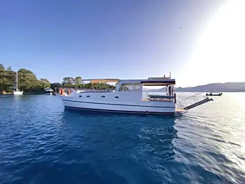 Göcek’te Gulet Keyfi: Barbeküden Güneşlenme Yatağına Her Şey Dahil!