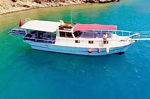 Göcek’te 15 Metrelik Eşsiz Gulet Kiralama – 8 Kişiye Kadar Konfor