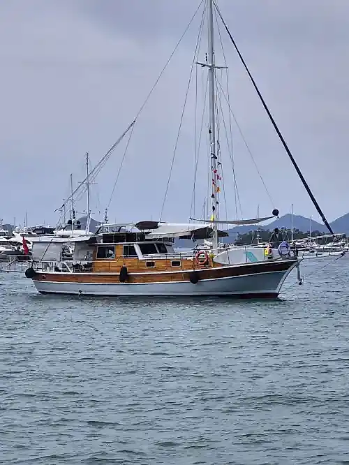 Göcek Günübirlik Tekne Kiralama | 8 Kişi, 12 Adalar, Yakıt Dahil