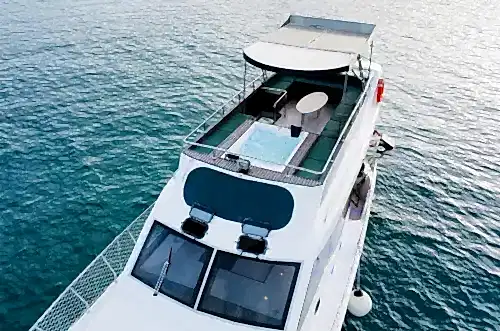 Alanya’nın Eşsiz Koylarında, Özel Yapım, 12 Kişilik Konforlu Tekne