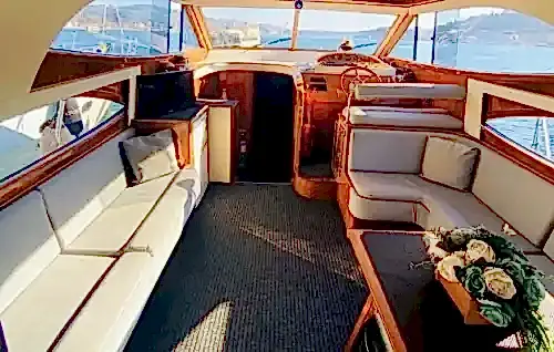 16m Yat İstanbul 'da Profesyonel Hizmetle Denizin Keyfini Çıkarın