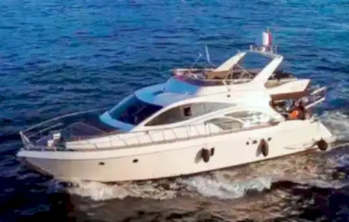 Günlük ve Konaklamalı Seçeneklerle Bebek Çıkışlı VIP Motoryat Deneyimi!