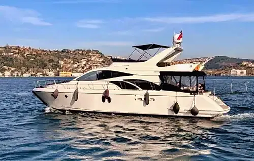 Günlük ve Konaklamalı Seçeneklerle Bebek Çıkışlı VIP Motoryat Deneyimi!