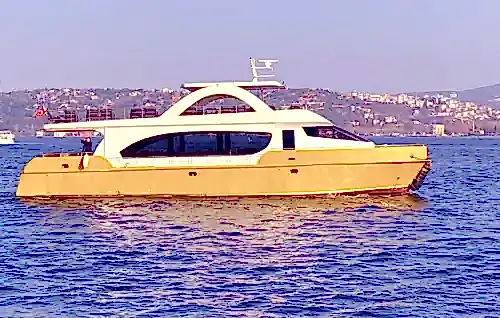 İstanbul'da 24 Metrelik Ekstra Lüks Motoryat ile 60 Kişiye Kadar Özel Organizasyonlar!