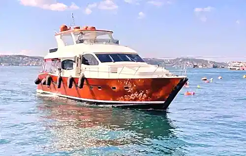 İstanbul Bebek 26 Metrelik Lüks Motoryat ile 36 Kişiye Kadar Özel Turlar!