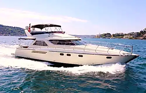 Bebek Çıkışlı Marques Motoryat ile Boğaz’da Fantastik Bir Yolculuk!