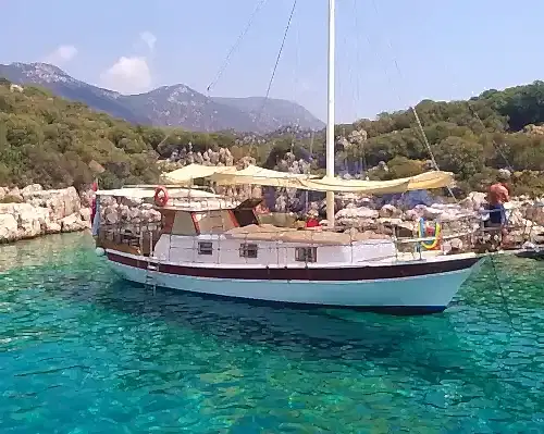 Küçük Gruplar İçin Kaş’ta Özel Günlük Tekne Deneyimi