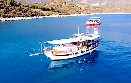 Denizde Unutulmaz Bir Deneyim: Kaş’ta Özel Yapım Lüks Yat