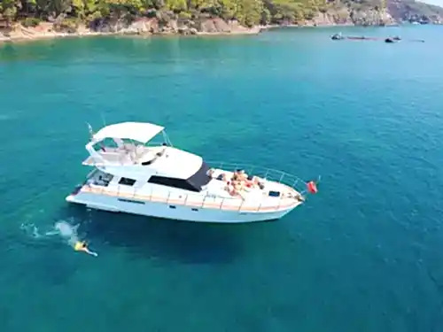 3 Kabinli, 6 Kişilik Konforlu Enfes Yat ile Ölüdeniz’i Keşfedin