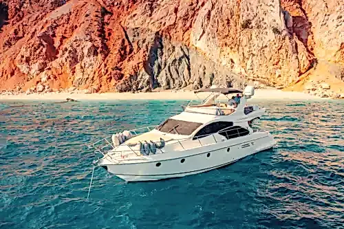 Akdeniz’in Turkuaz Sularında 3 Kabinli Azimut ile Unutulmaz Bir Deniz Tatili