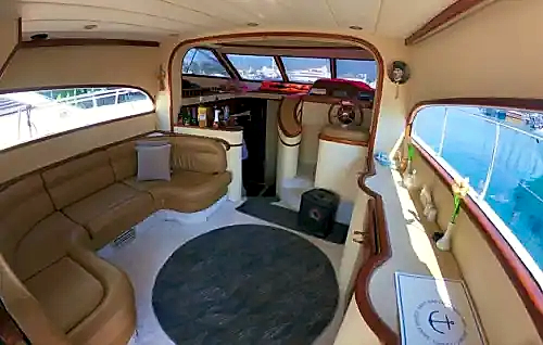 Özel Hizmetler ve Ekstra Aktiviteler ile Mükemmel Deniz Turu