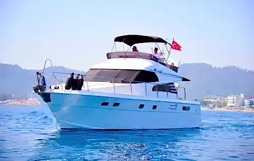 Özel Hizmetler ve Ekstra Aktiviteler ile Mükemmel Deniz Turu