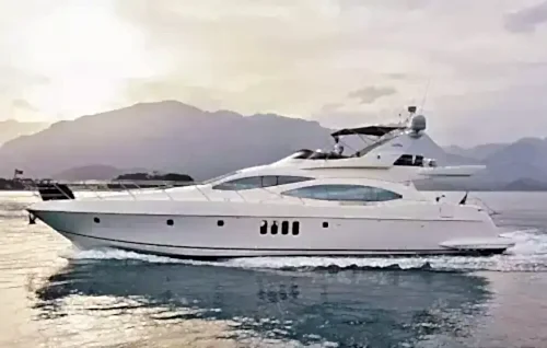 Antalya Kemer’de Azimut Marka Ultra Lüks Motoryat ile Deniz Keyfi!