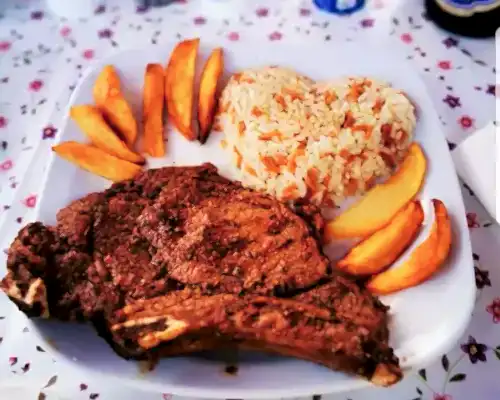 Marmaris’in Mavi Sularında 8 Kişilik Ekonomik Yat Turu