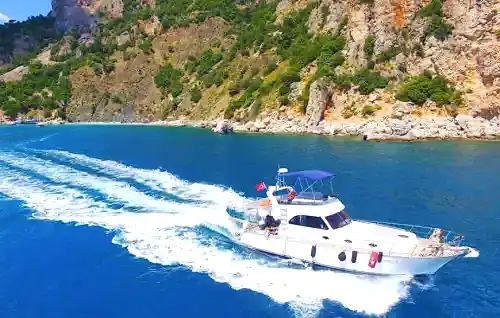 Marmaris’te Hem Ekonomik Hem Şık Bir Yat Deneyimi Sizi Bekliyor!