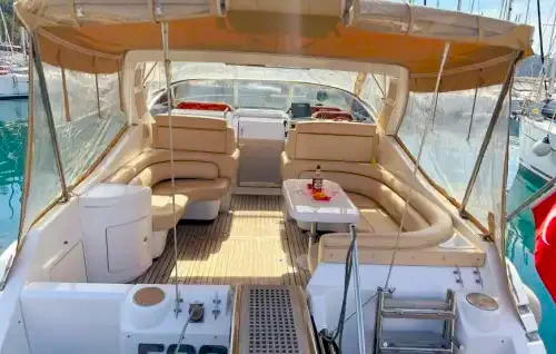 Marmaris’te Crunch Yat ile Deniz ve Güneşin Tadını Çıkarın