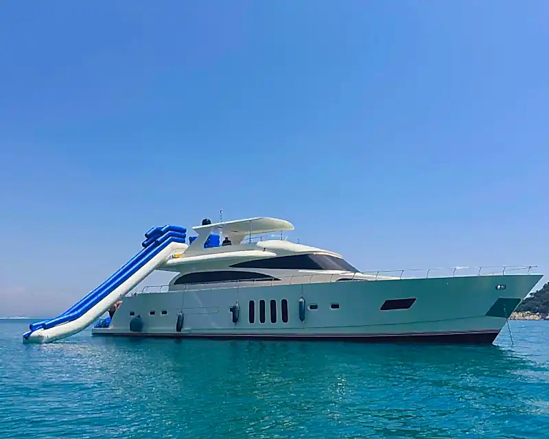 Antalya 27 Metre Özel Yapım Yat ile Lüks Konaklama ve Unutulmaz Organizasyonlar