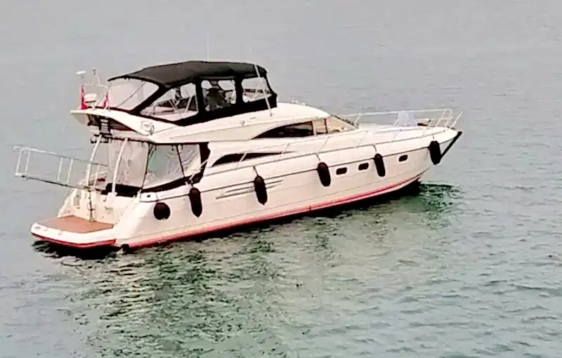 Lüks Donanımlı Özel Yat ile Boğaz’ın Eşsiz Manzarasına Tanık Olun