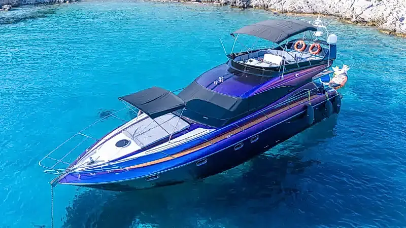 Bodrum’da Özel Yapım Motoryat ile Günübirlik ve Konaklamalı Lüks Tatil