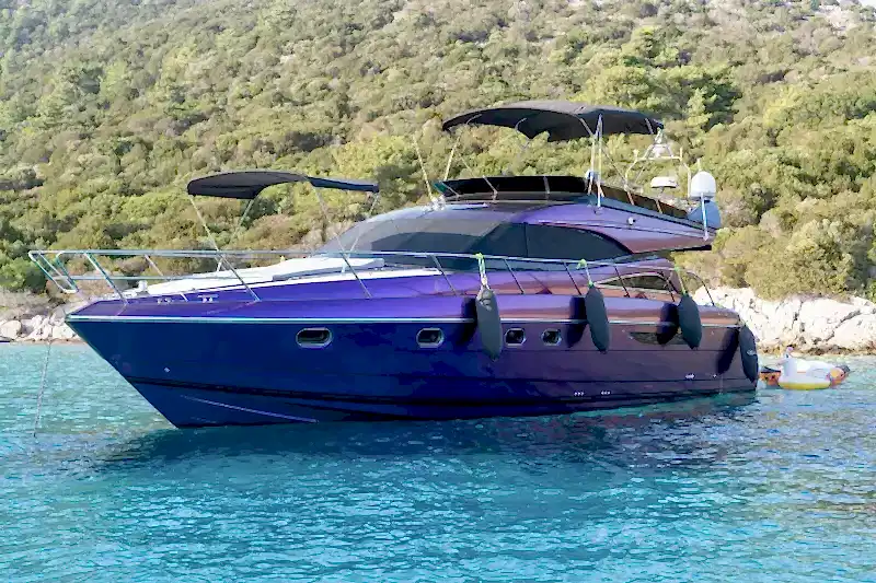 Bodrum’da Özel Yapım Motoryat ile Günübirlik ve Konaklamalı Lüks Tatil